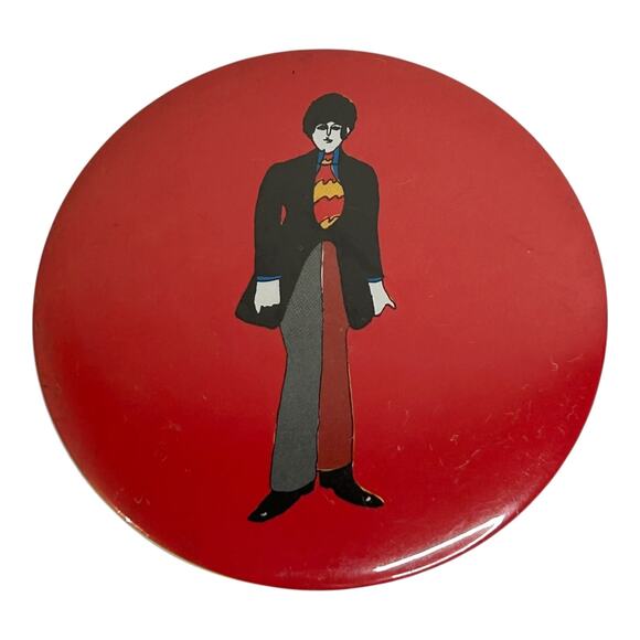 Vintage Paul McCartney Yellow Submarine 1968 Red Large Pinback Button - Picture 3 of 5